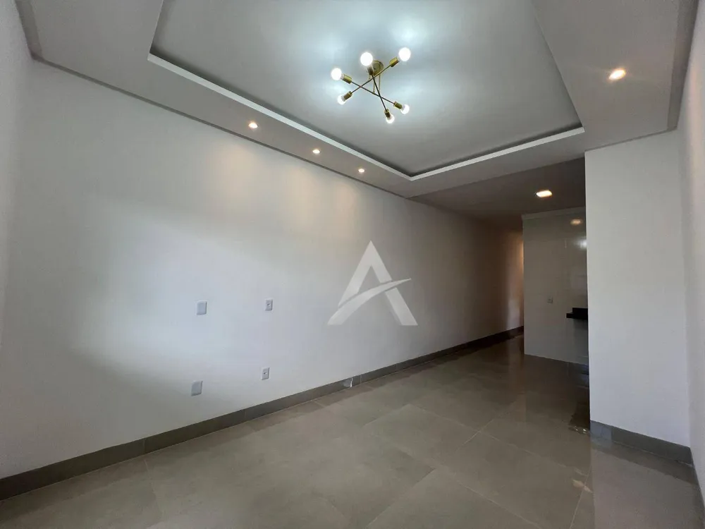 Casa, 3 quartos, 93 m² - Foto 2