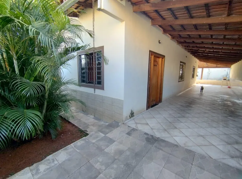 Casa, 3 quartos, 180 m² - Foto 1