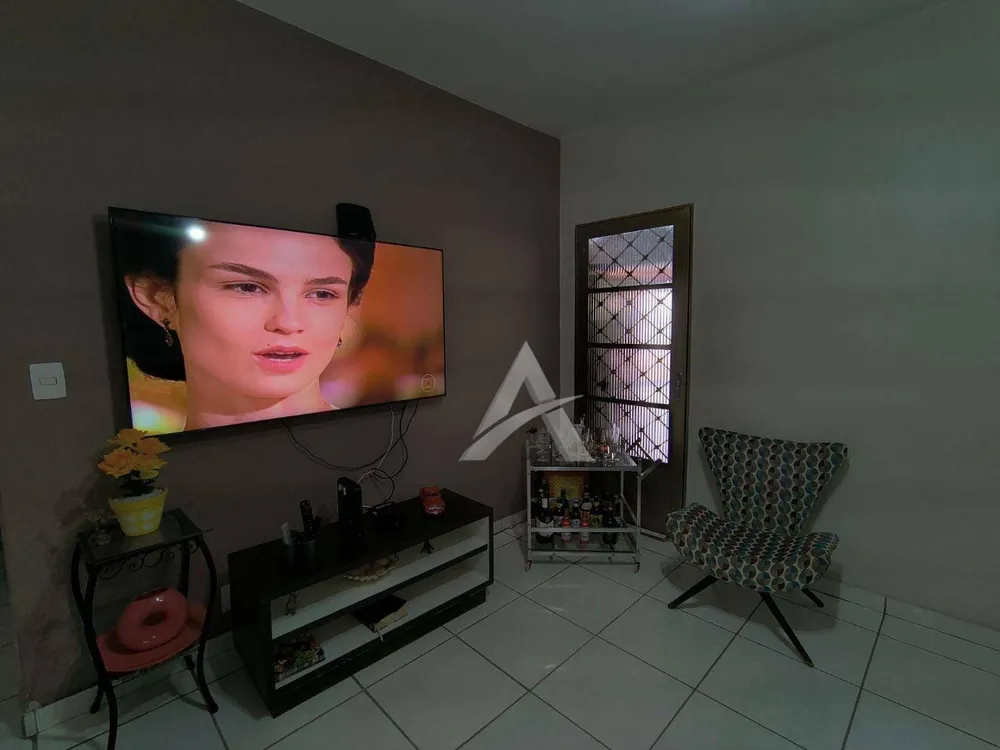 Casa, 4 quartos, 300 m² - Foto 4
