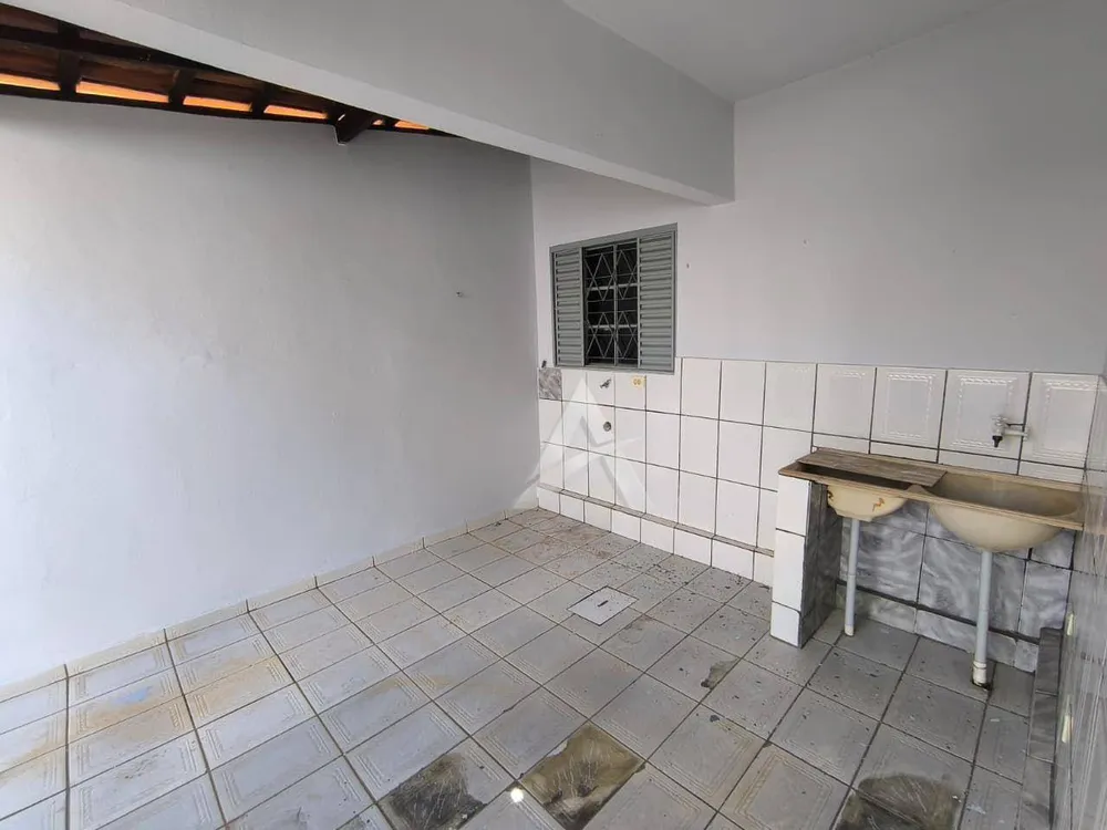 Casa, 3 quartos, 106 m² - Foto 2