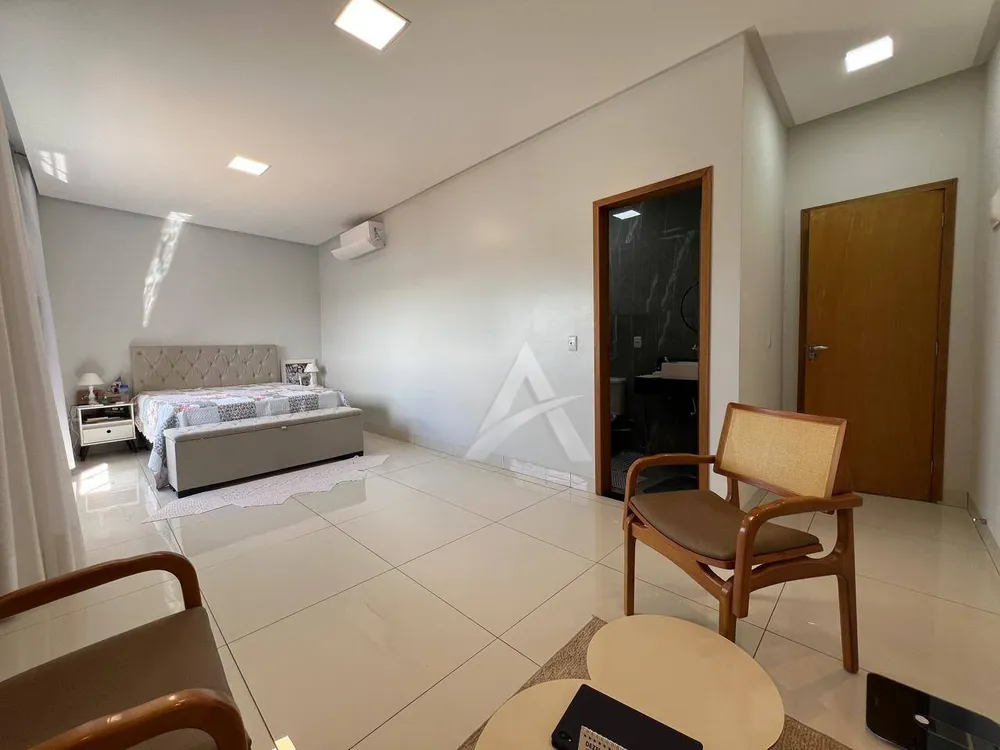 Sobrado, 3 quartos, 198 m² - Foto 13