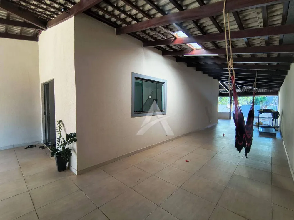 Casa, 3 quartos, 220 m² - Foto 3