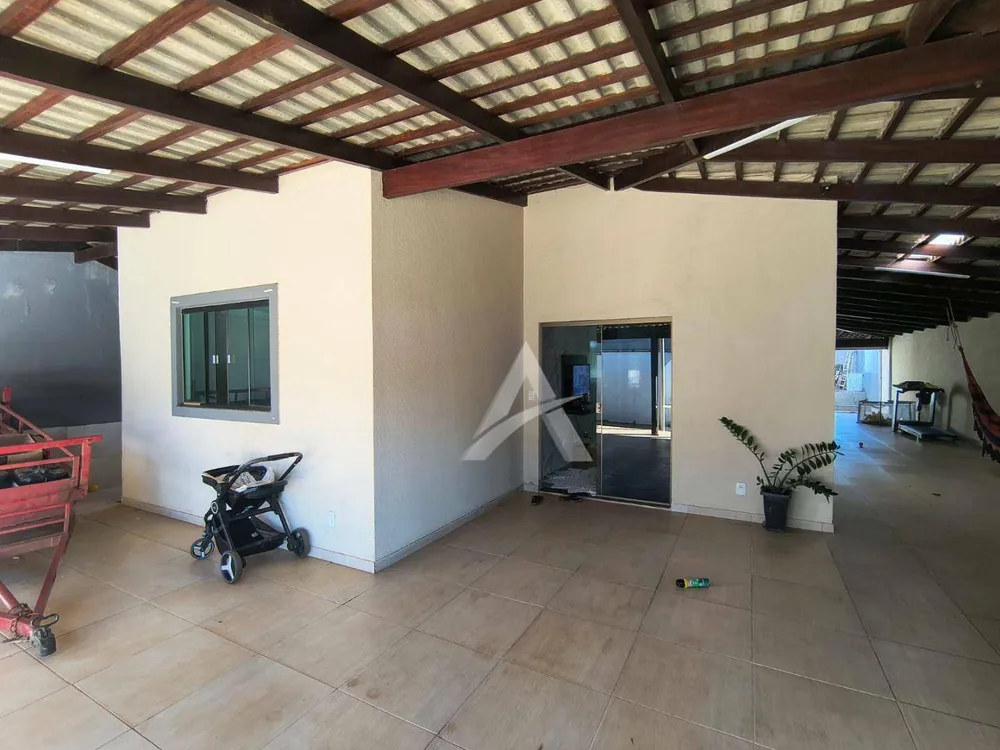 Casa, 3 quartos, 220 m² - Foto 2