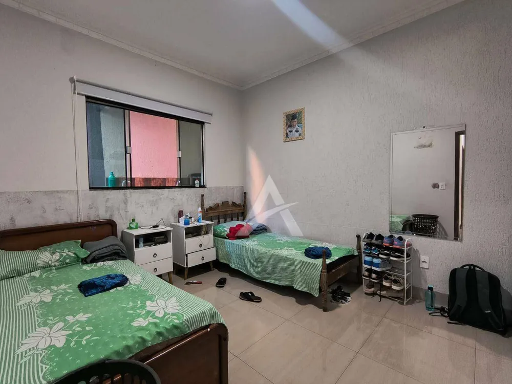 Casa, 3 quartos, 220 m² - Foto 13
