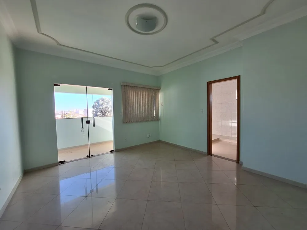 Sobrado, 4 quartos, 330 m² - Foto 4