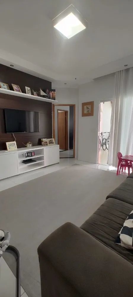 Casa, 3 quartos, 130 m² - Foto 2