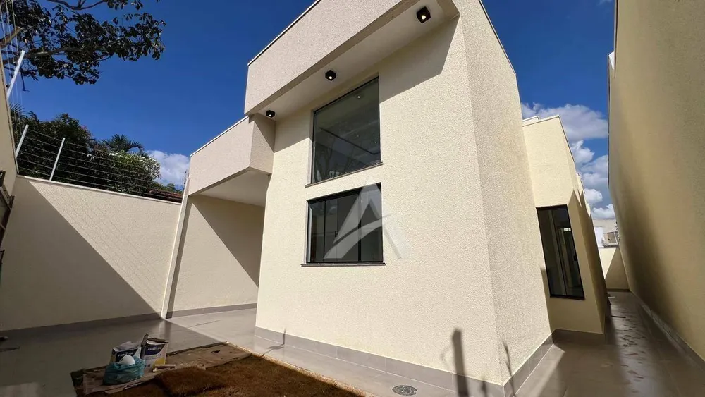 Casa, 3 quartos, 116 m² - Foto 2