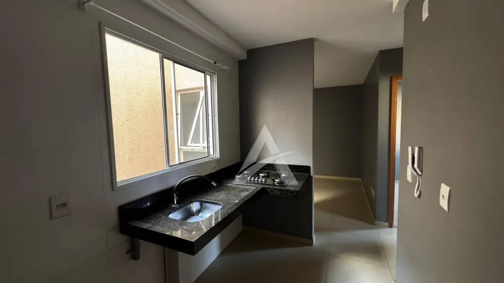 Apartamento, 2 quartos, 43 m² - Foto 2
