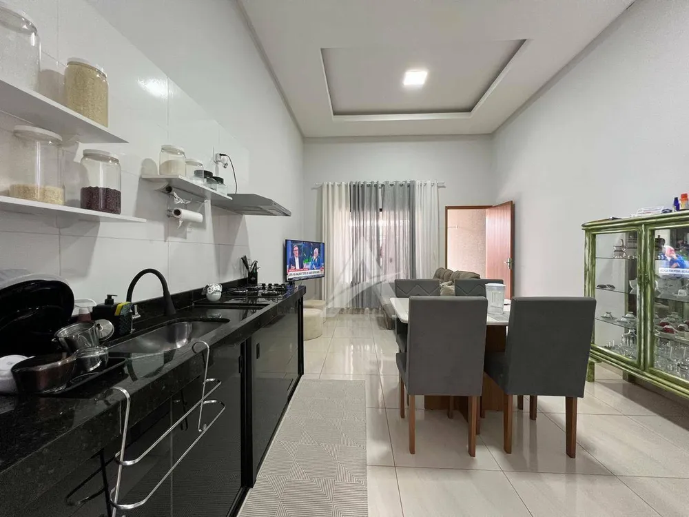 Casa, 2 quartos, 70 m² - Foto 1