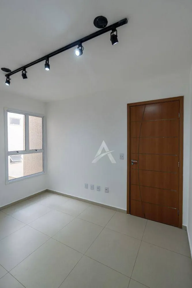 Apartamento, 2 quartos, 42 m² - Foto 2