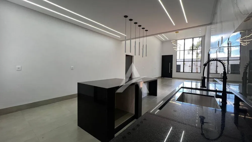 Casa, 3 quartos, 206 m² - Foto 8