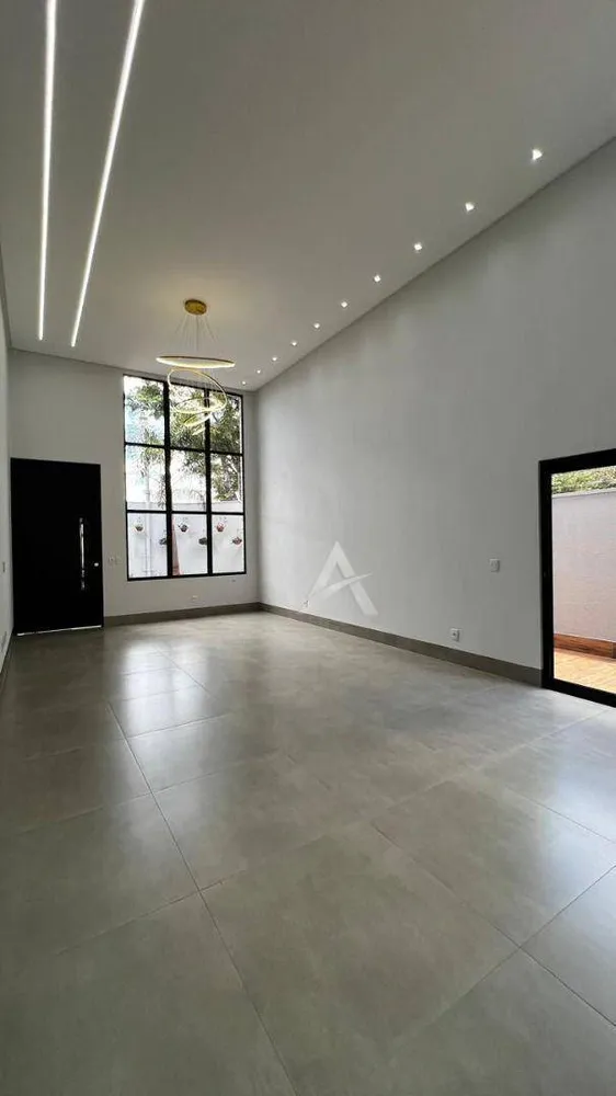 Casa, 3 quartos, 206 m² - Foto 4