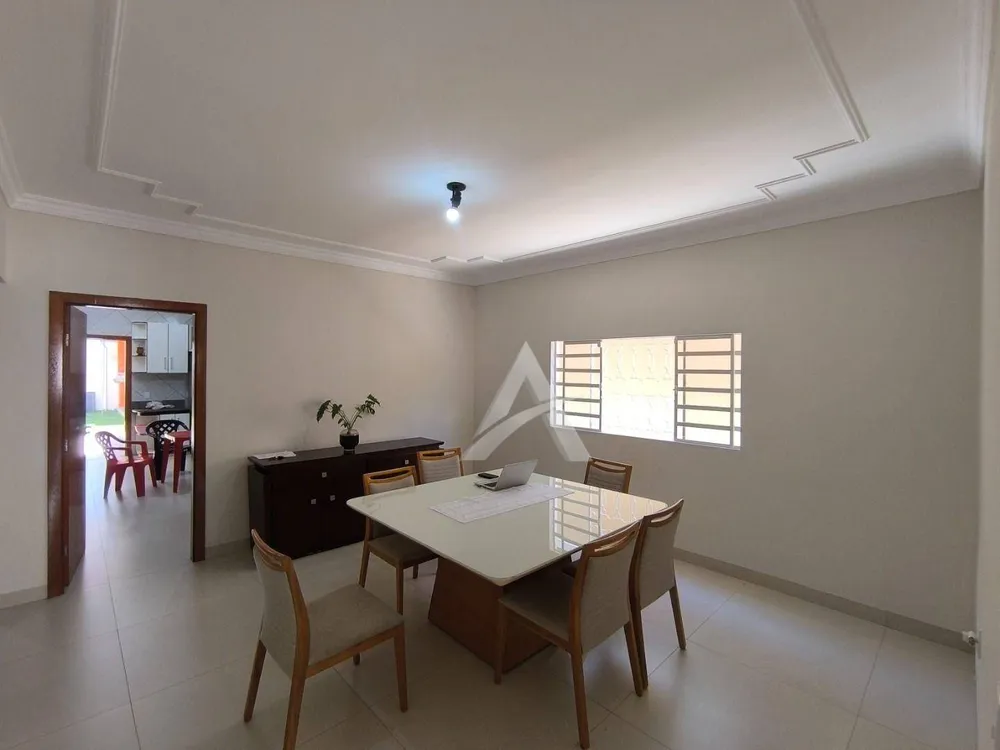 Casa, 3 quartos, 183 m² - Foto 3