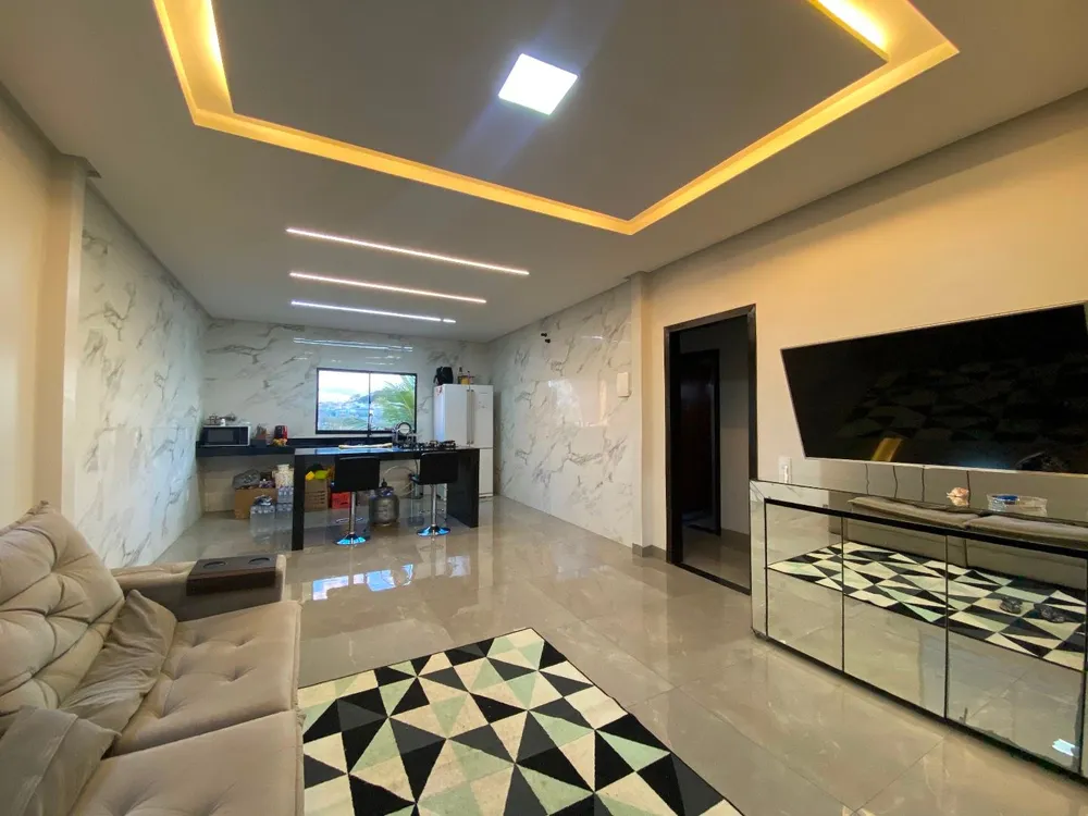 Sobrado, 3 quartos, 180 m² - Foto 1