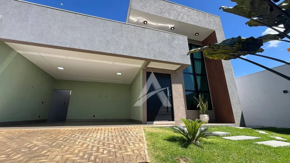 Casa, 3 quartos, 243 m² - Foto 2