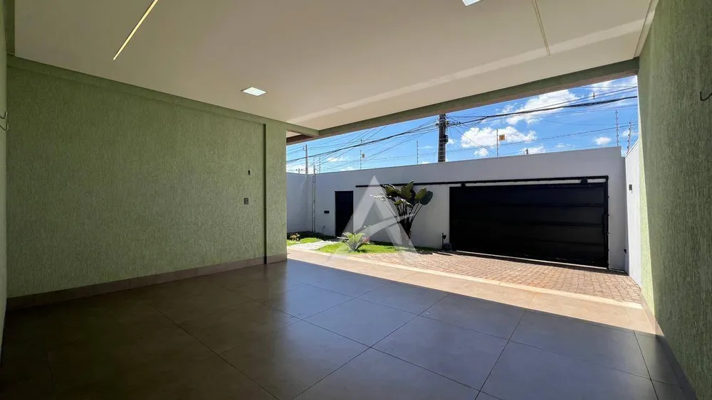 Casa, 3 quartos, 243 m² - Foto 3