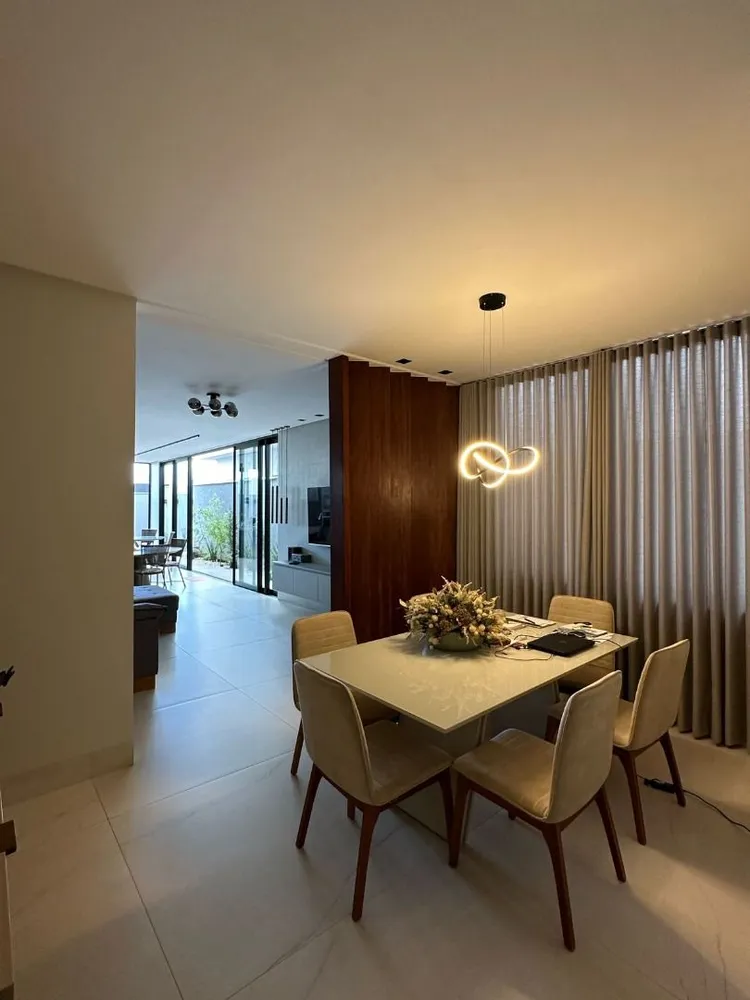Casa, 3 quartos, 252 m² - Foto 3