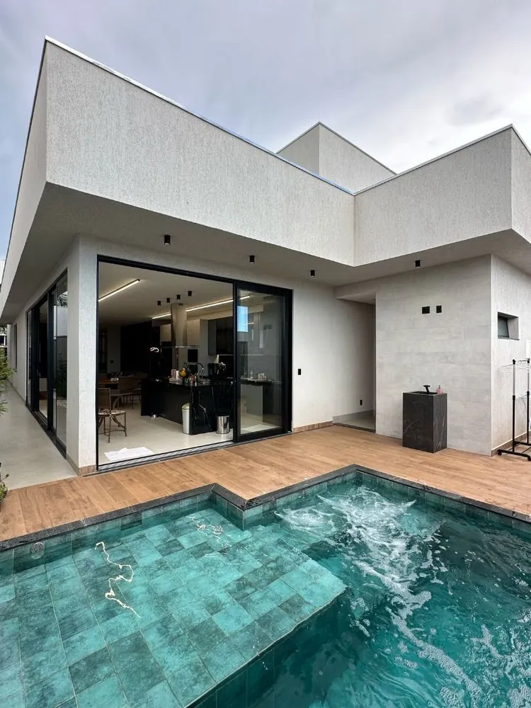 Casa, 3 quartos, 252 m² - Foto 15