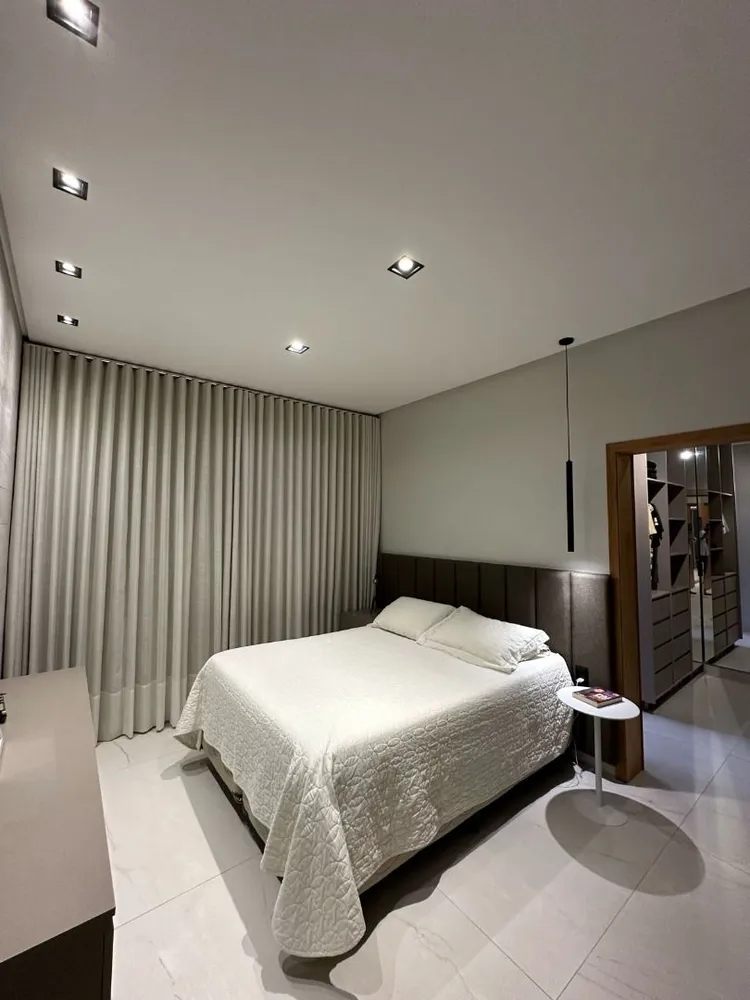 Casa, 3 quartos, 252 m² - Foto 11