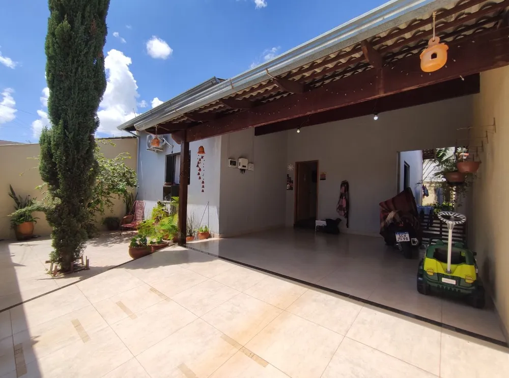 Casa, 3 quartos, 136 m² - Foto 1