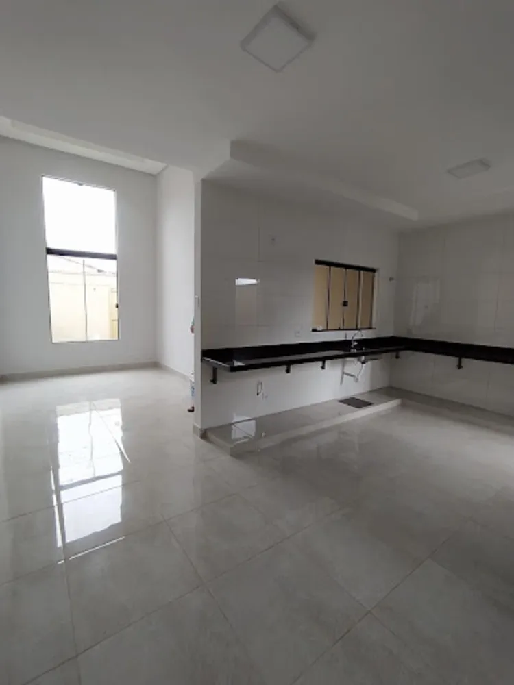Casa, 3 quartos, 105 m² - Foto 2