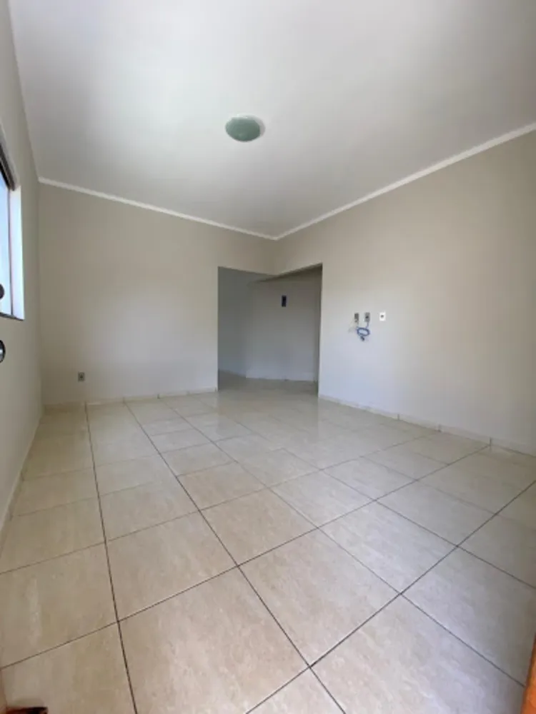 Casa, 3 quartos, 240 m² - Foto 3