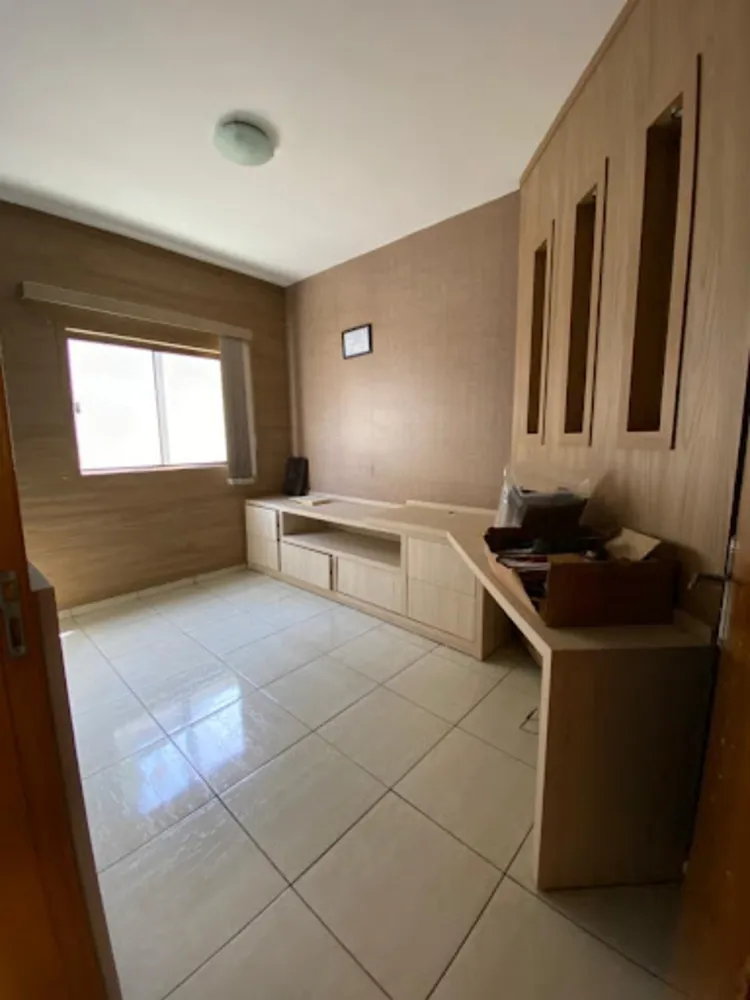 Casa, 3 quartos, 240 m² - Foto 7