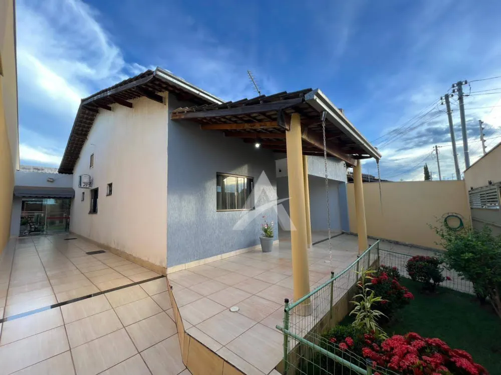 Casa, 3 quartos, 170 m² - Foto 1