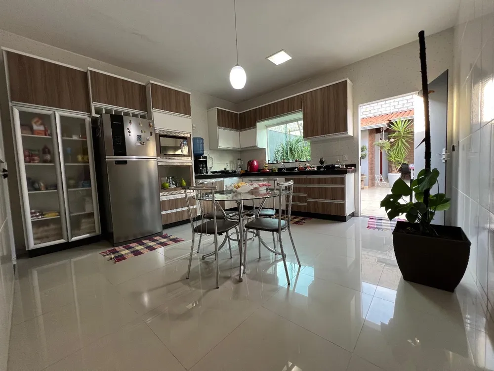 Casa, 4 quartos, 216 m² - Foto 6