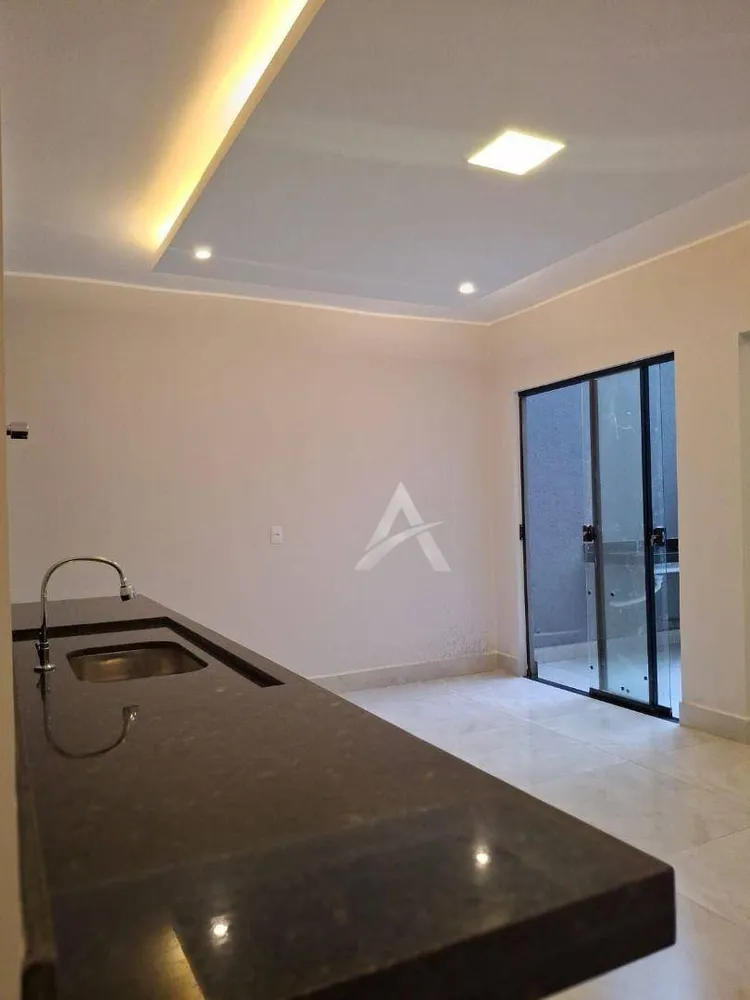 Casa, 3 quartos, 105 m² - Foto 3