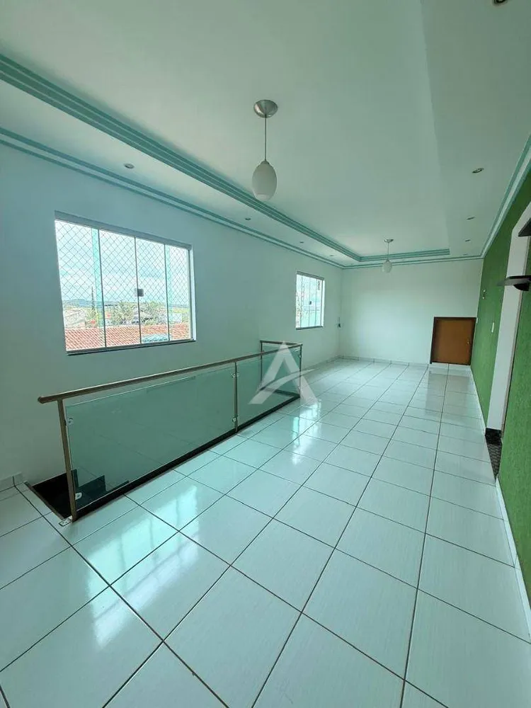 Sobrado, 5 quartos, 339 m² - Foto 4