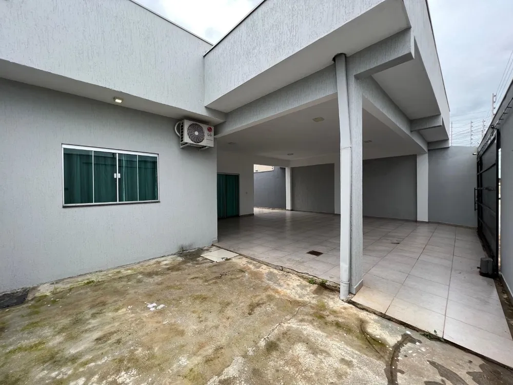 Casa, 3 quartos, 236 m² - Foto 2