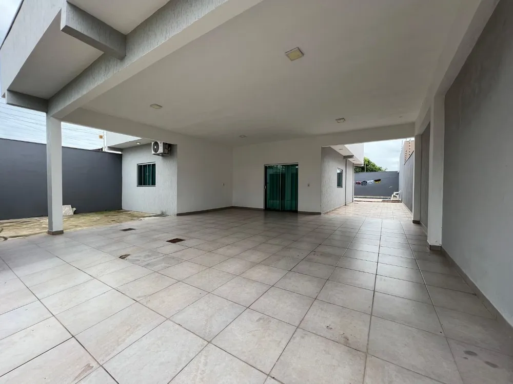Casa, 3 quartos, 236 m² - Foto 1