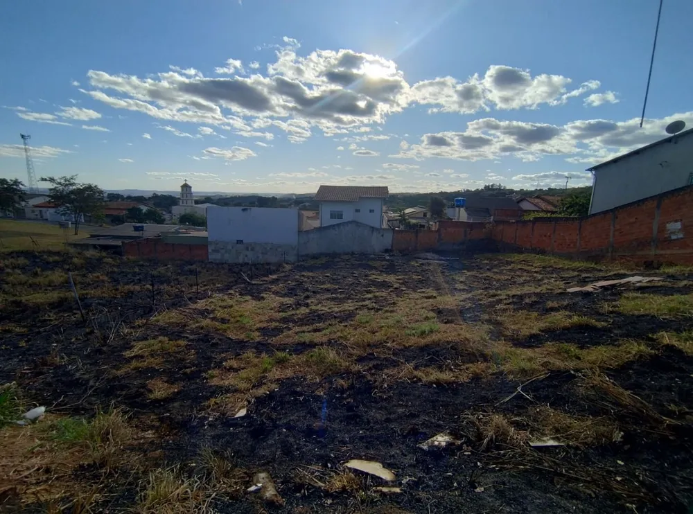 Terreno, 300 m² - Foto 1