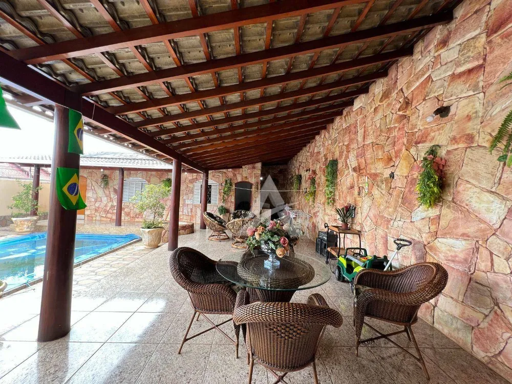 Casa, 4 quartos, 200 m² - Foto 10