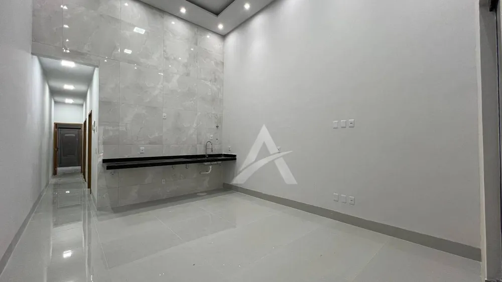 Casa, 3 quartos, 72 m² - Foto 1