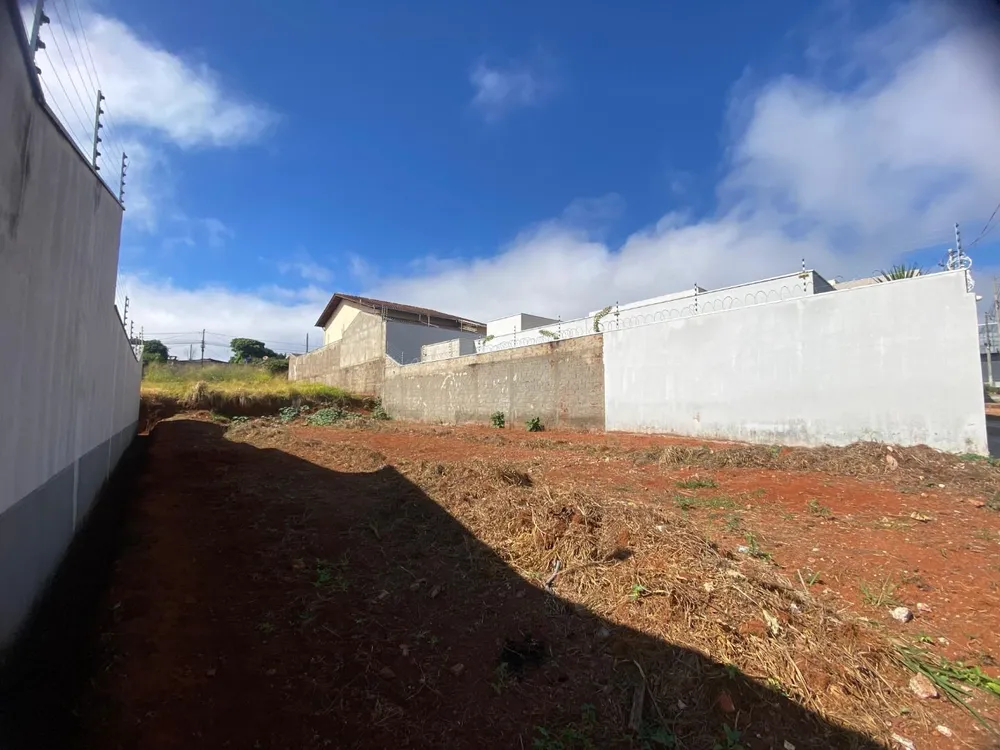 Terreno, 300 m² - Foto 2