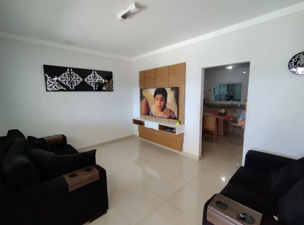 Casa, 3 quartos, 200 m² - Foto 3