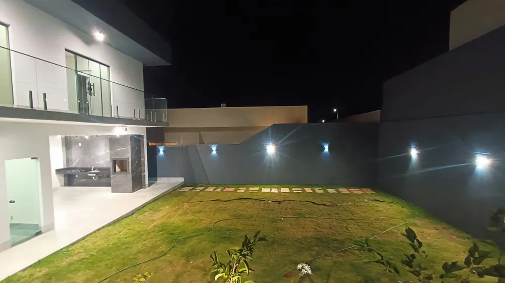 Sobrado, 4 quartos, 257 m² - Foto 1