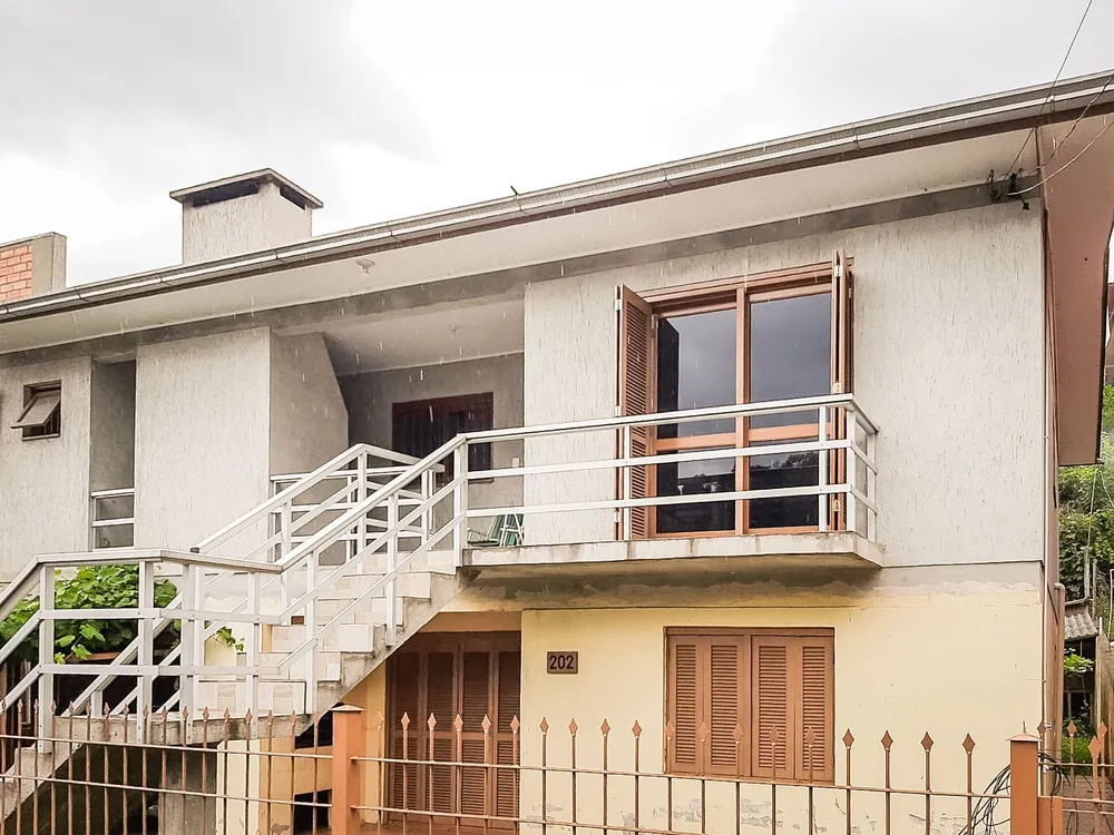 Casa, 3 quartos, 108 m² - Foto 1