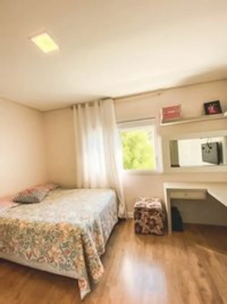 Casa, 3 quartos, 236 m² - Foto 4