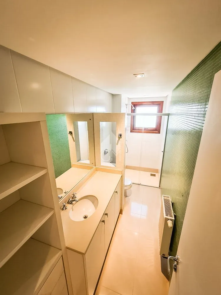 Apartamento, 3 quartos, 143 m² - Foto 2