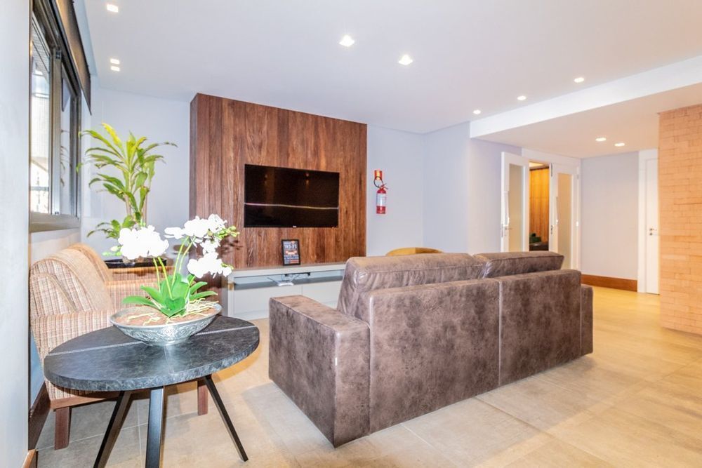Apartamento à venda com 2 quartos, 87m² - Foto 2