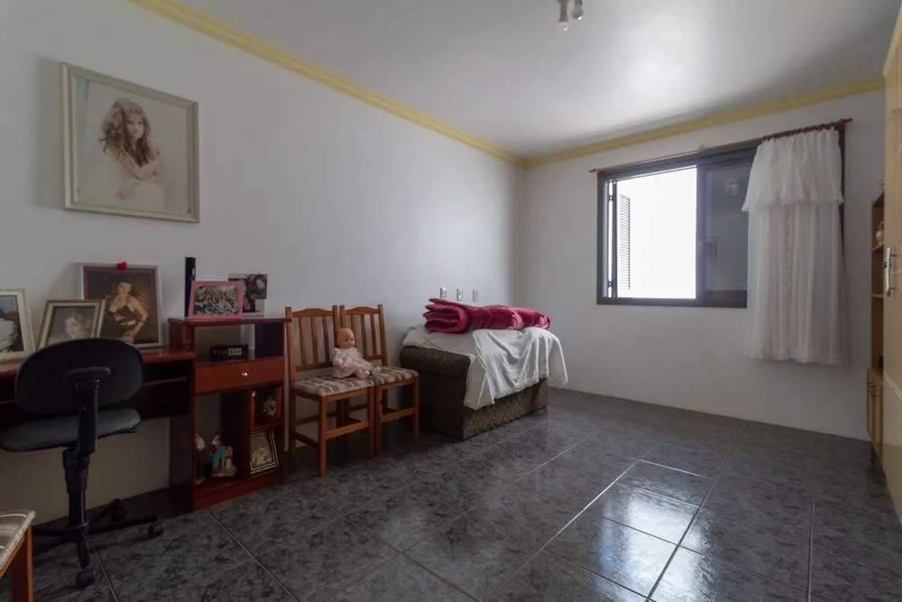 Casa, 3 quartos, 233 m² - Foto 3