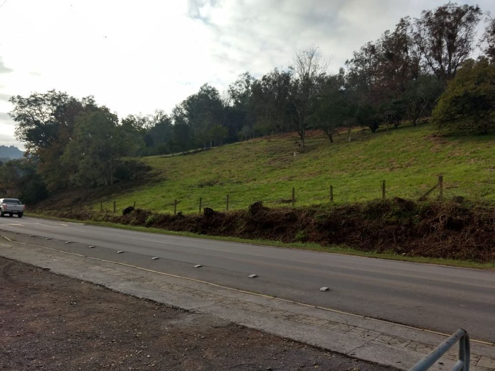Terreno à venda, 74000m² - Foto 1