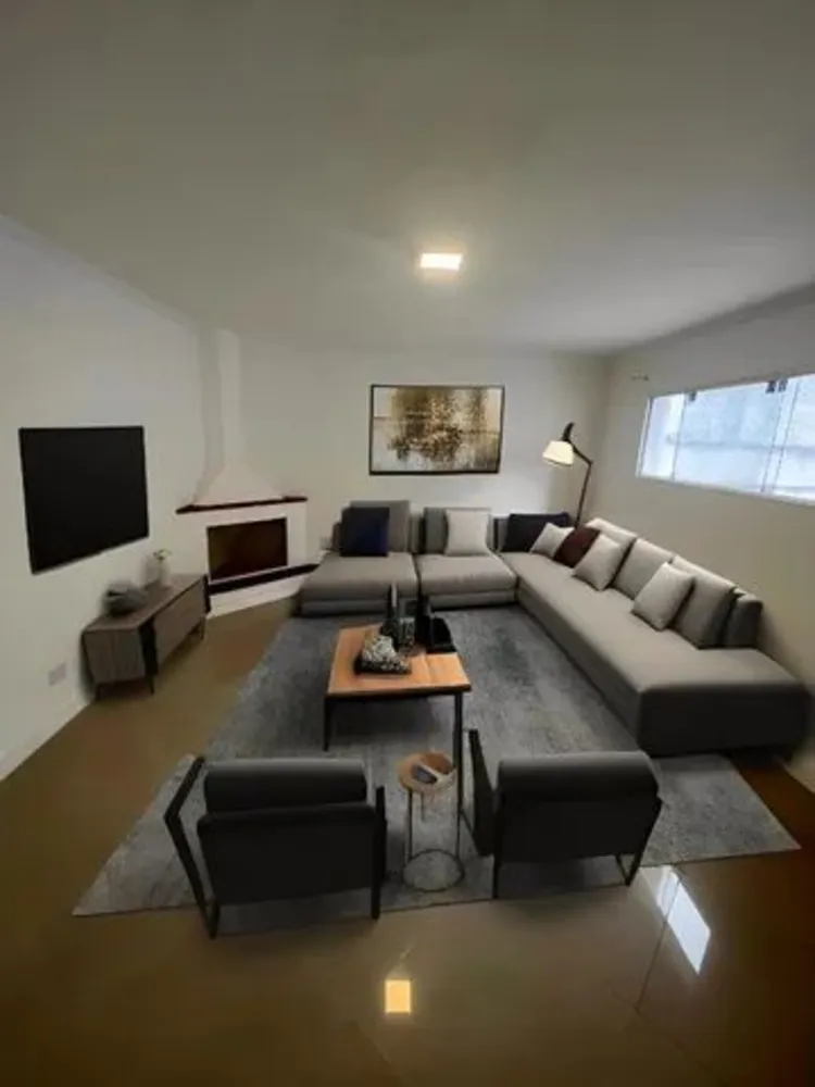 Casa, 3 quartos, 195 m² - Foto 2