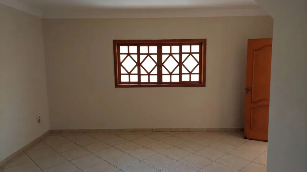 Casa, 3 quartos, 215 m² - Foto 3