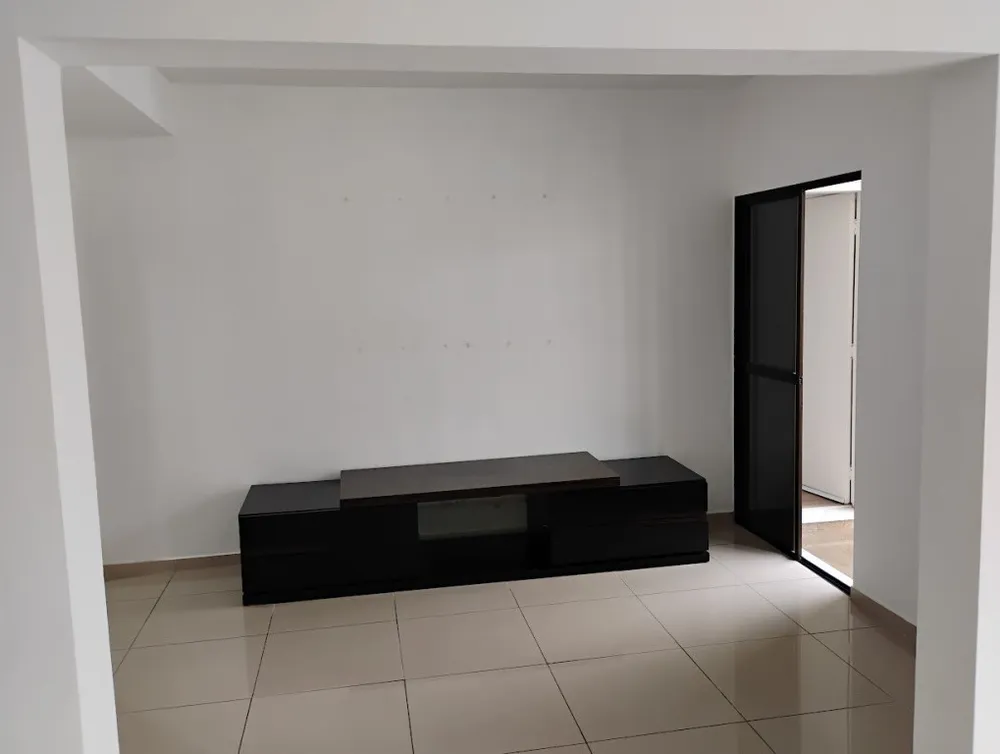 Apartamento, 3 quartos, 125 m² - Foto 2