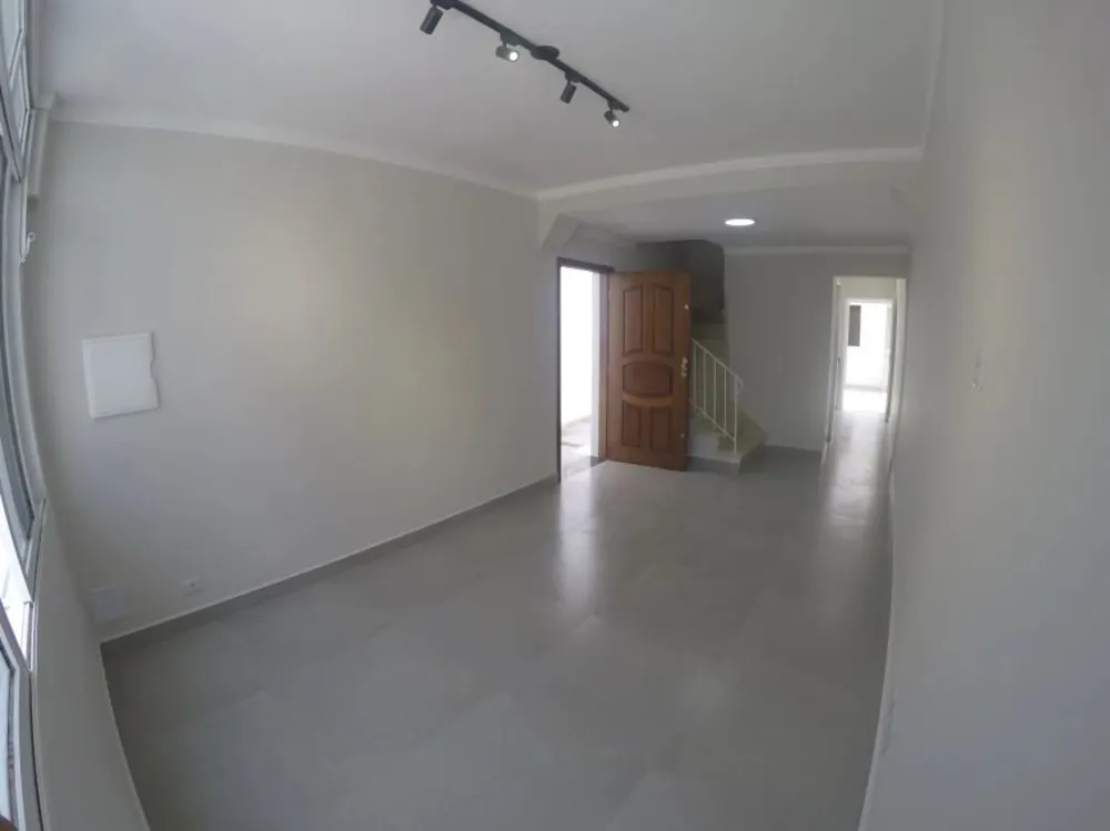 Casa, 3 quartos, 218 m² - Foto 3