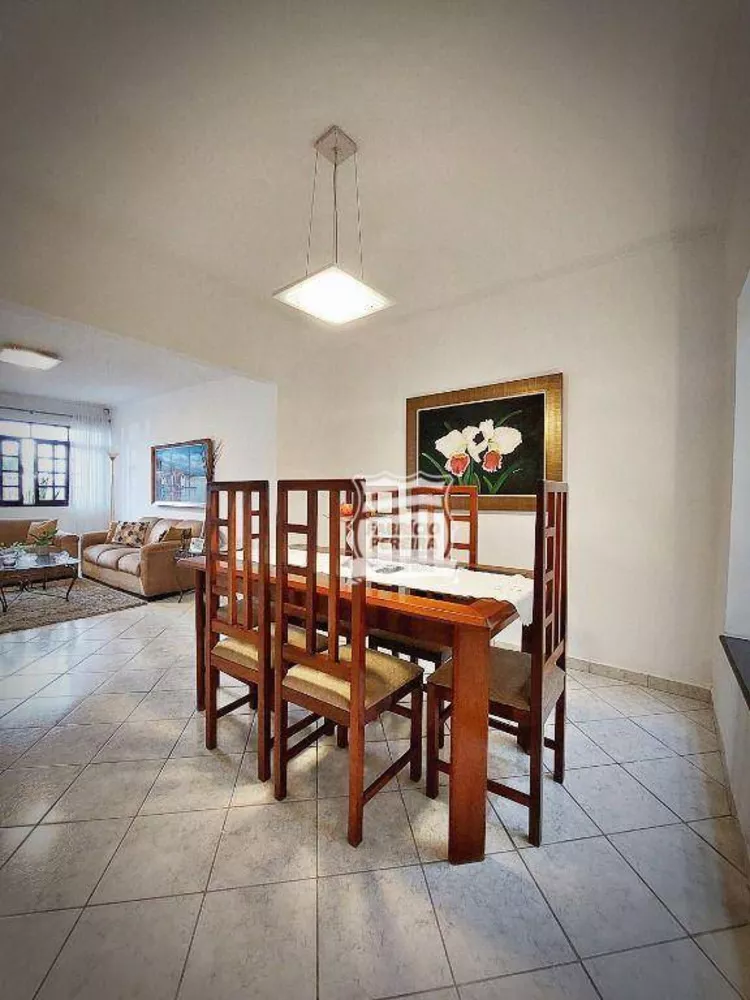 Casa à venda com 3 quartos, 150m² - Foto 14